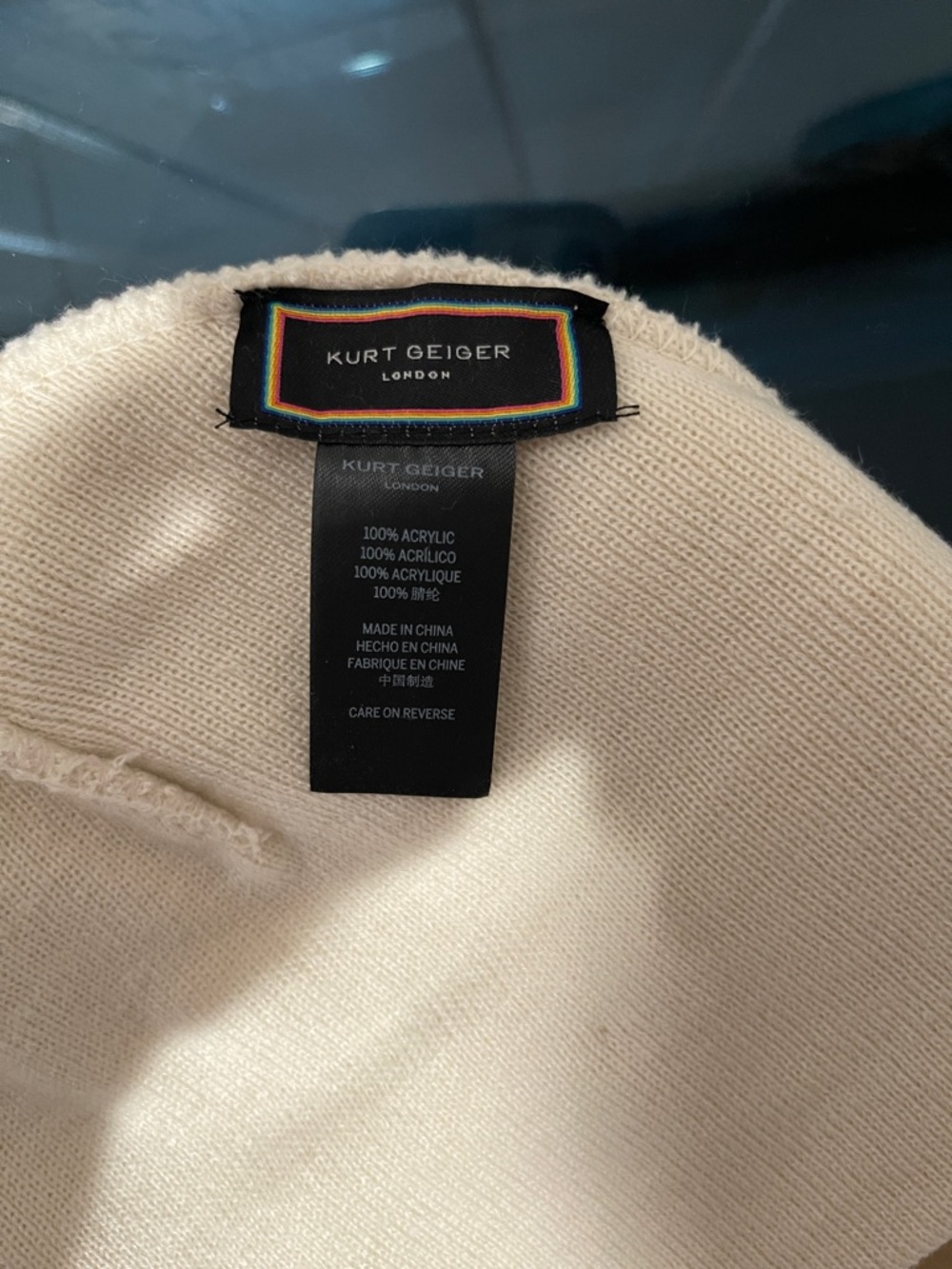 Kurt Geiger London Logo Crystal Cuff Beanie NWT - Picture 4 of 7